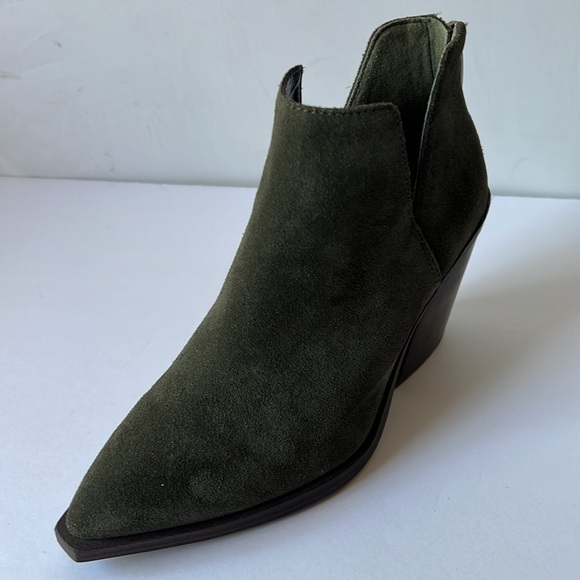 Vince Camito VC- Gigietta Ankle Boots Olive Booties New 6 M - Picture 3 of 13